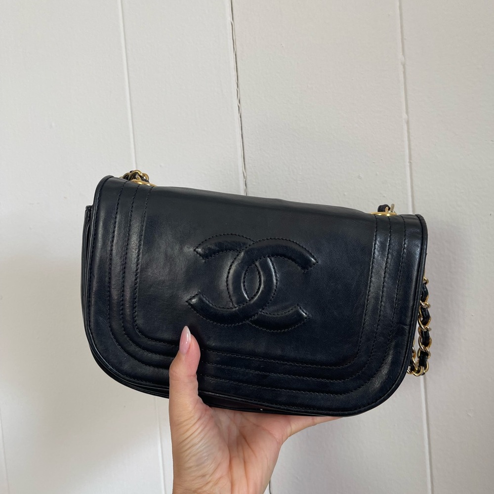 Chanel Vintage CC black flap bag